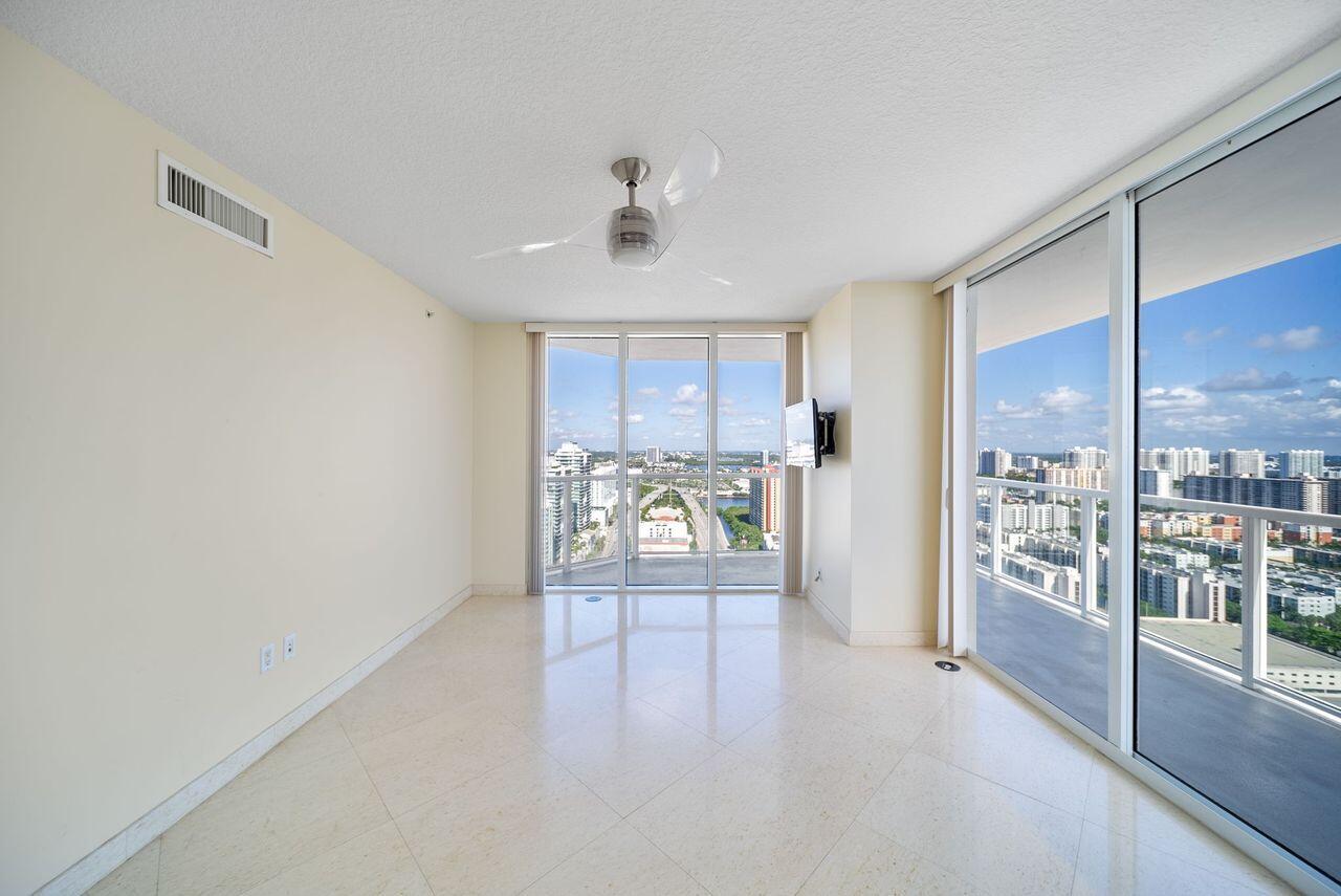 LA PERLA CONDO - Residential