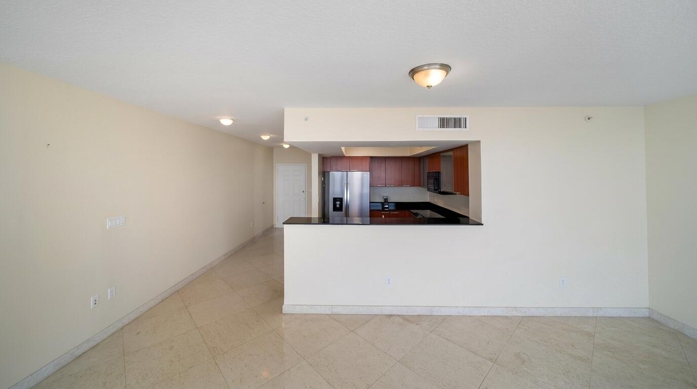 LA PERLA CONDO - Residential