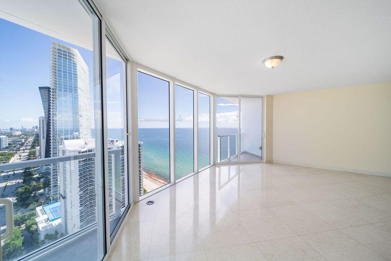 LA PERLA CONDO - Residential