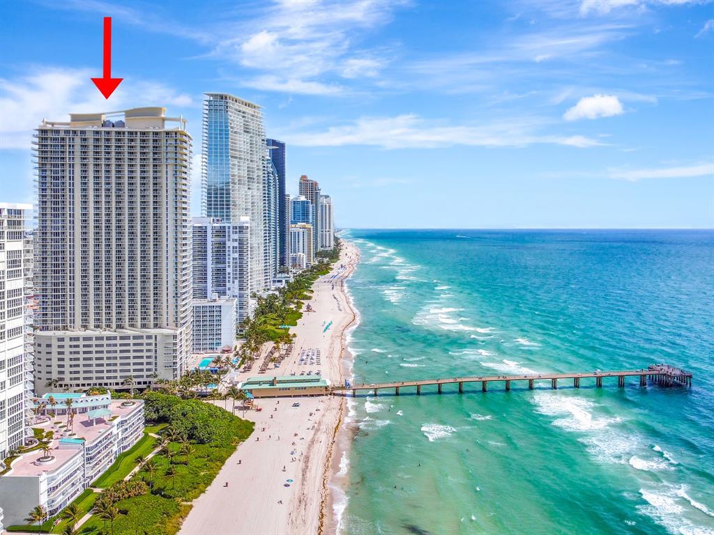 LA PERLA CONDO - Residential