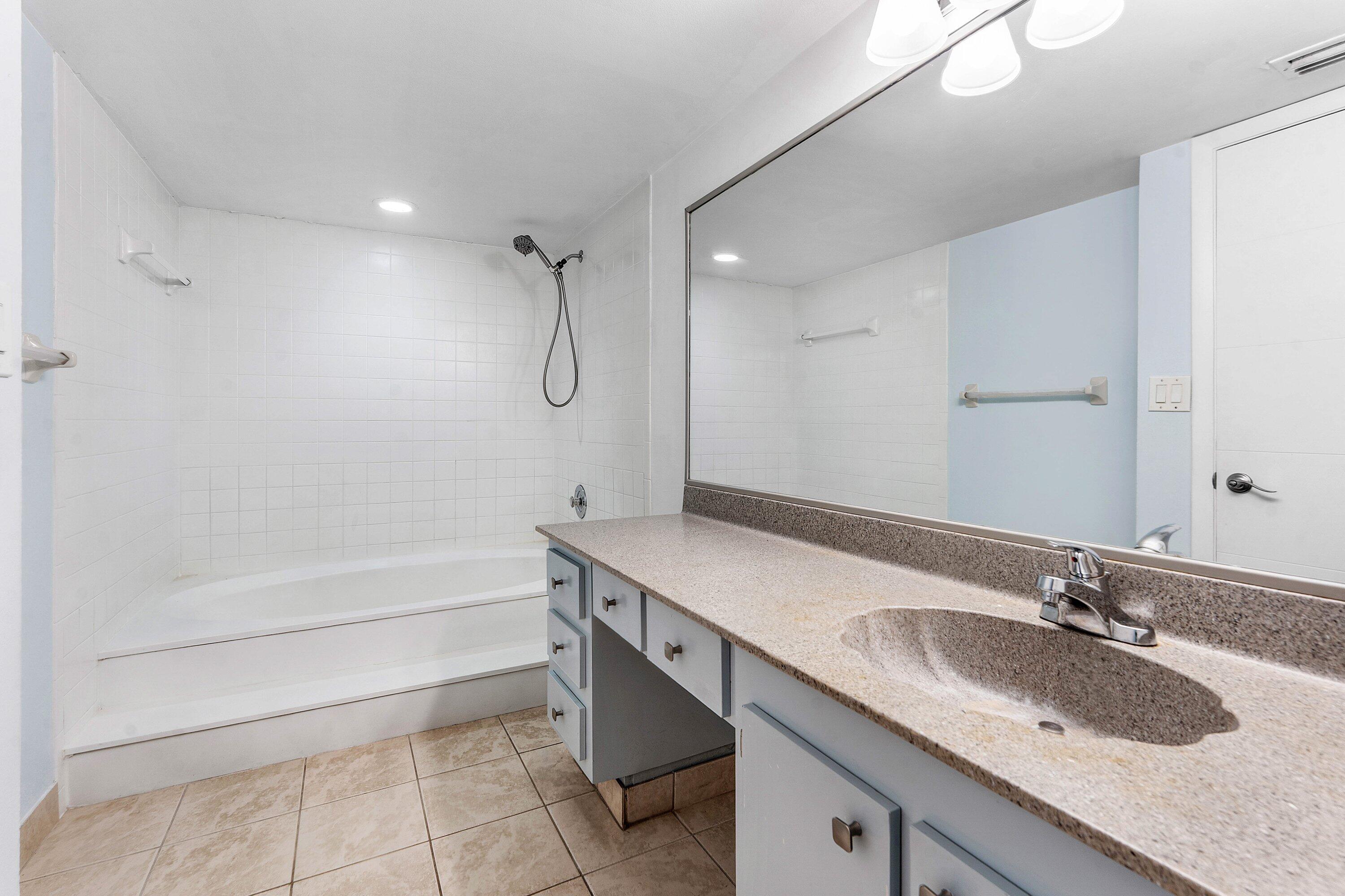 LAKE PLACE CONDO - Residential Lease