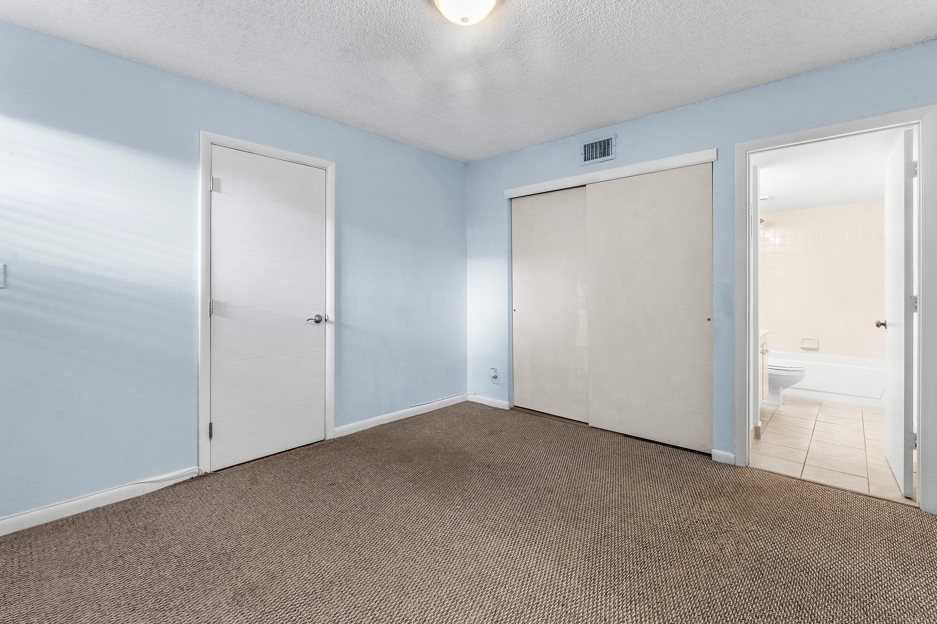 LAKE PLACE CONDO - Residential Lease