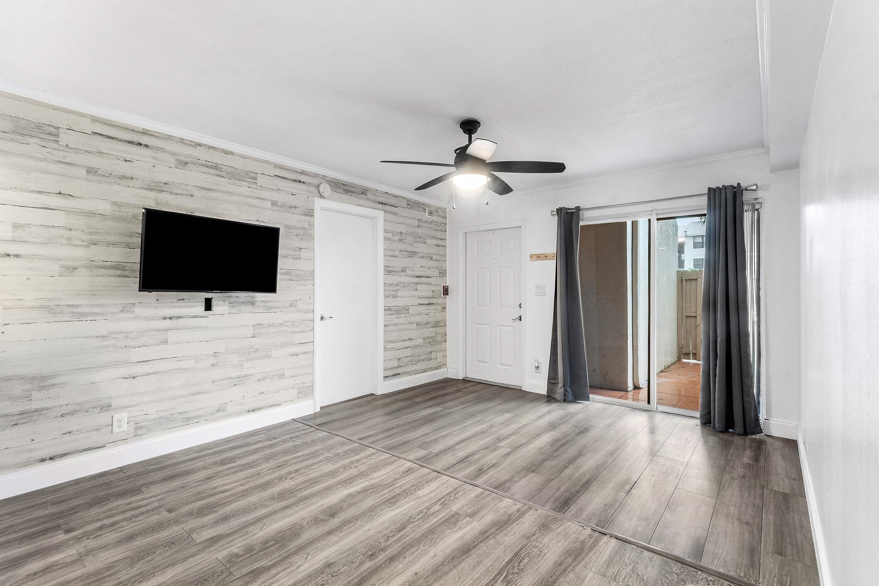 LAKE PLACE CONDO - Residential Lease