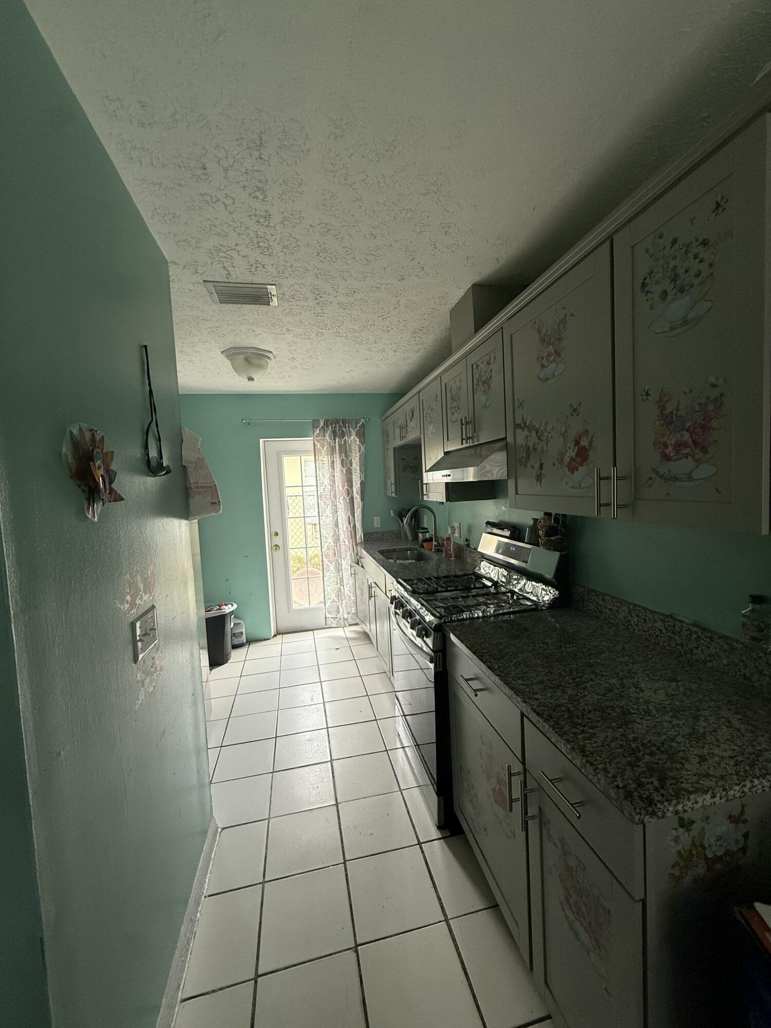 BOOKER PARK - Residential