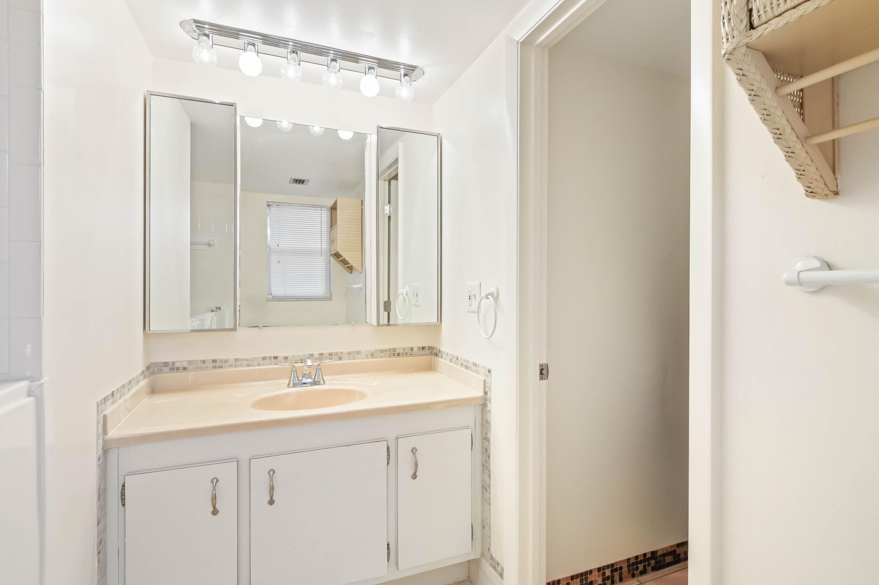 POINCIANA PLACE CONDO 1,2,8 AND 9 - Residential
