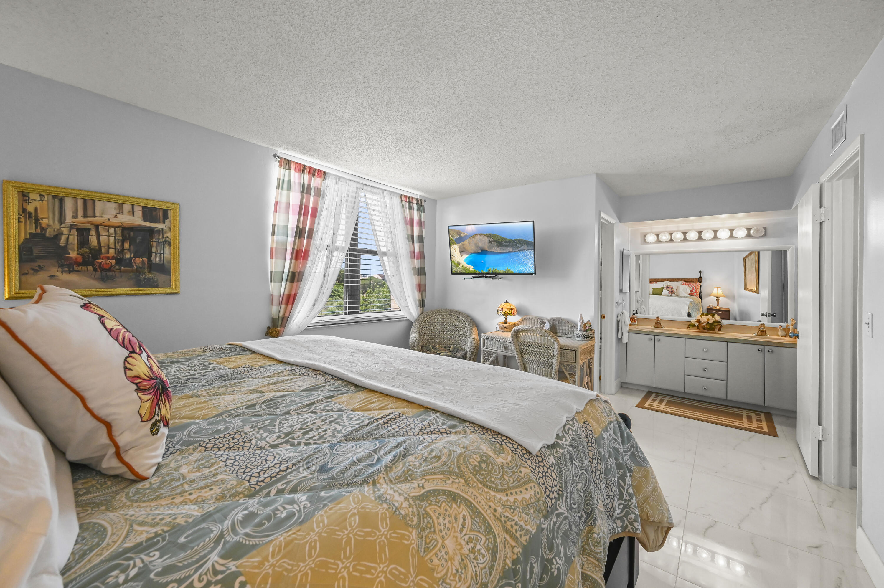 LAVERS DELRAY RACQUET CLUB CONDO - Residential Lease