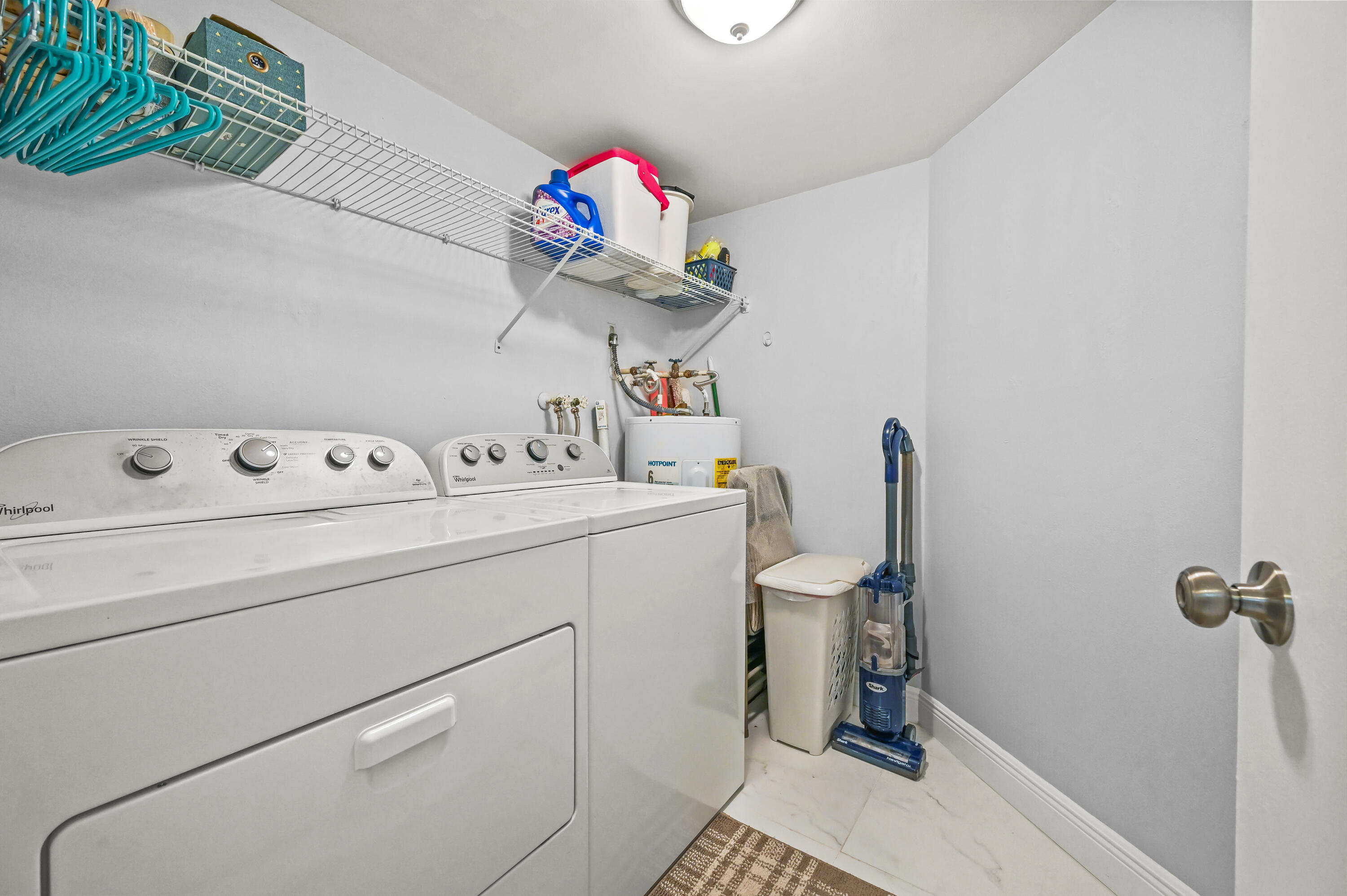 LAVERS DELRAY RACQUET CLUB CONDO - Residential Lease
