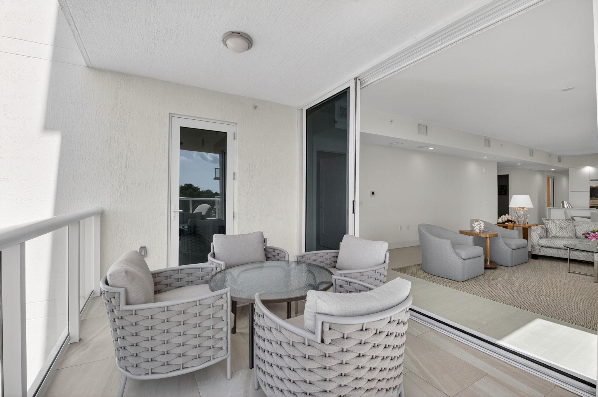 Akoya - Residential