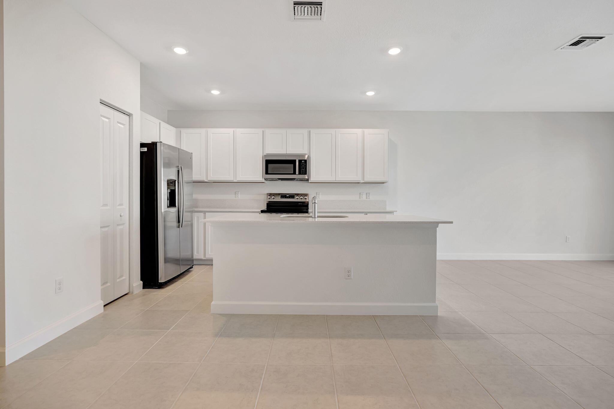 VERANDA PLAT NO. 9 - Residential Lease