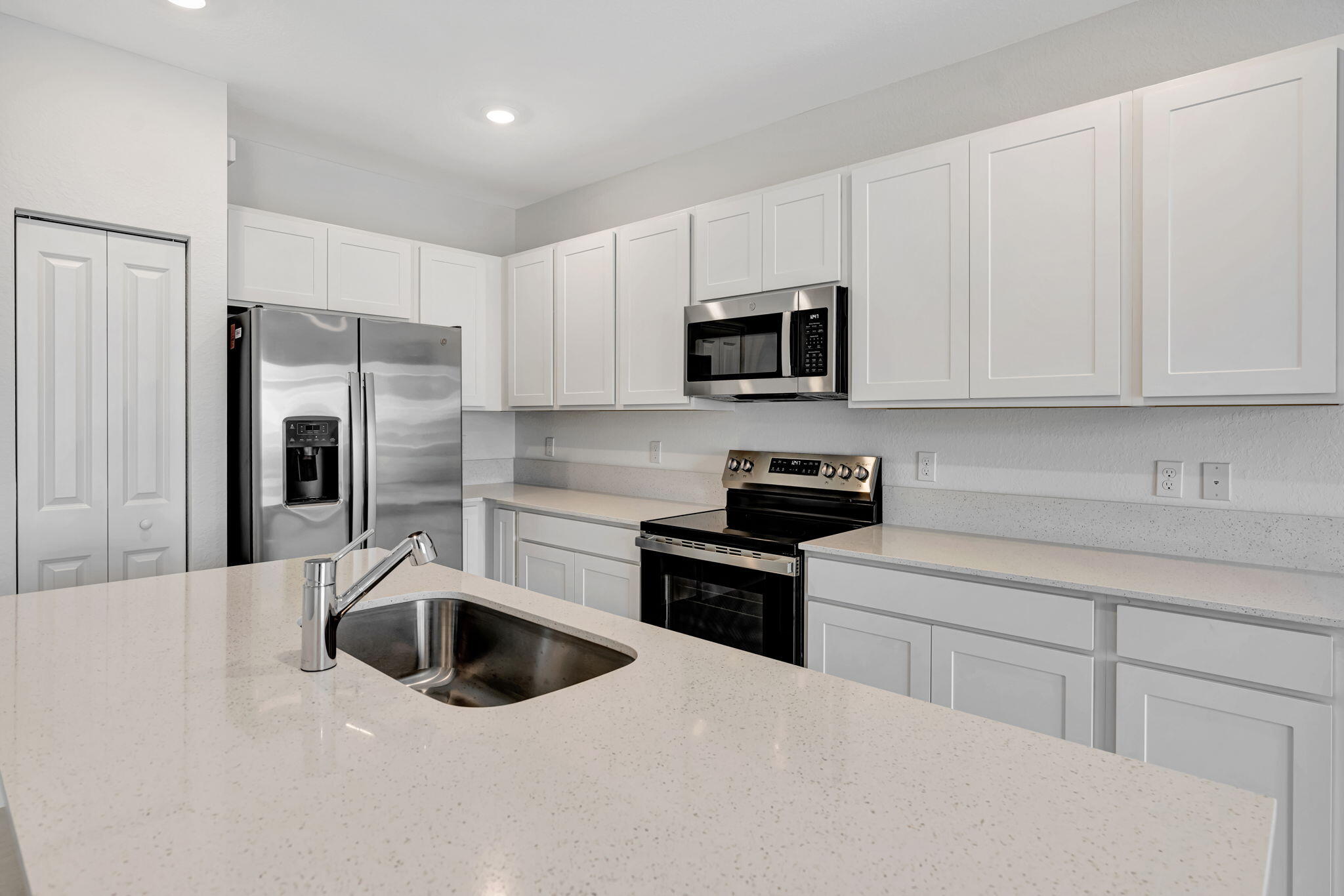 VERANDA PLAT NO. 9 - Residential Lease