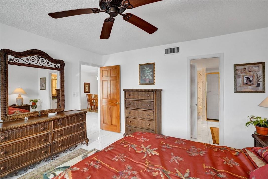 BOCA HOUSE CONDO - Residential