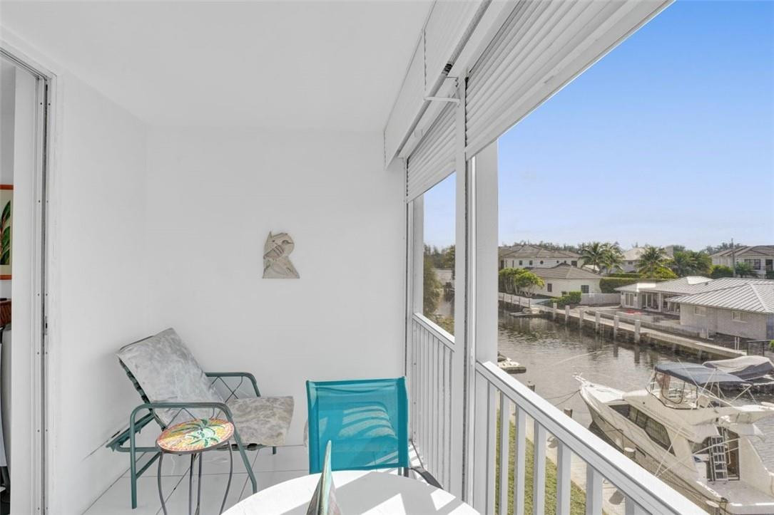 BOCA HOUSE CONDO - Residential