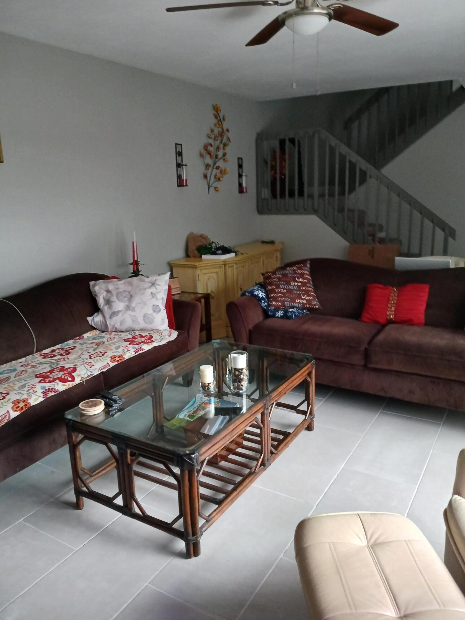 VILLAGE OF SANDALWOOD LAKES SOUTH - Residential