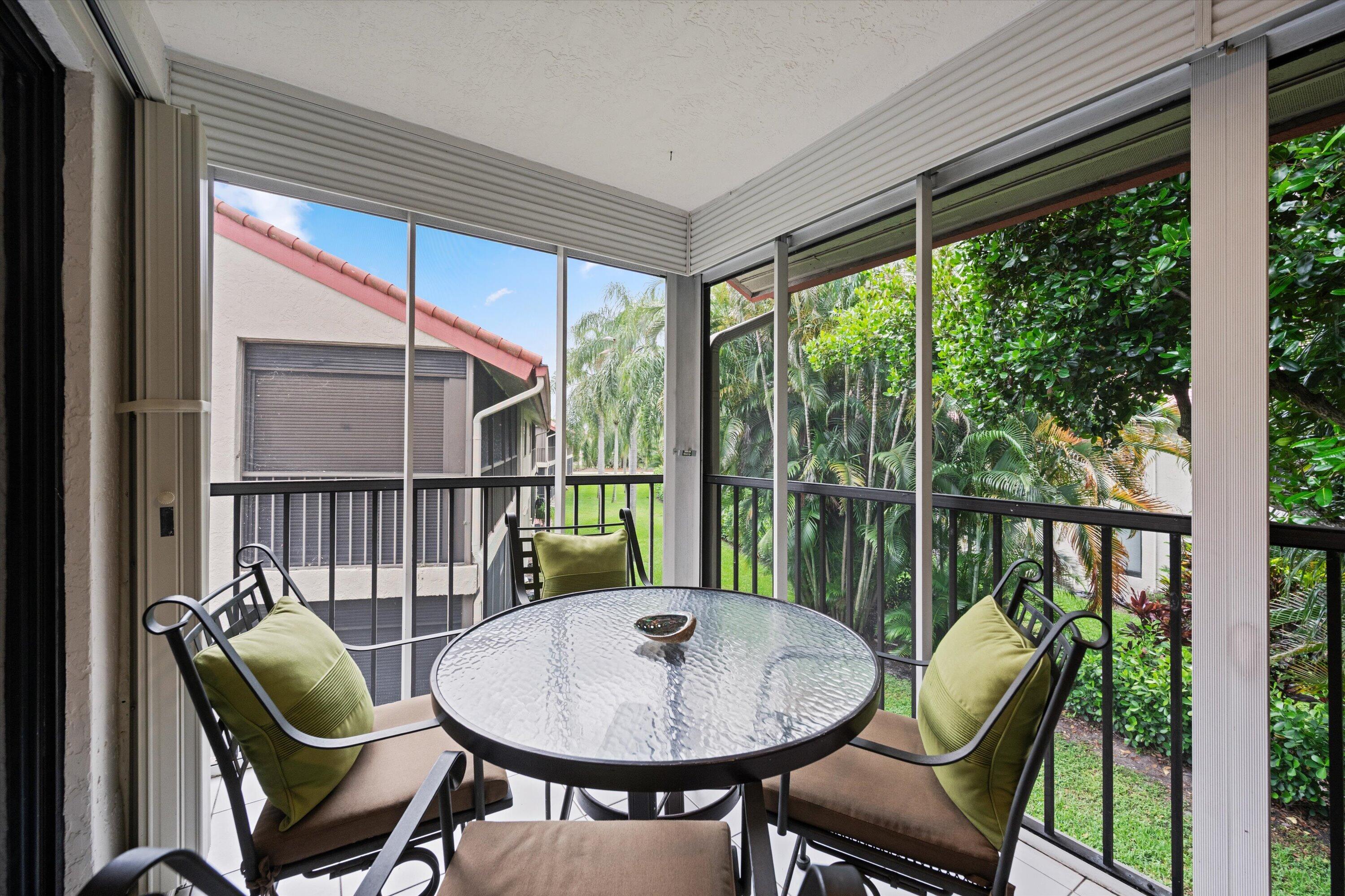 LEXINGTON CLUB VILLAS CONDO - Residential