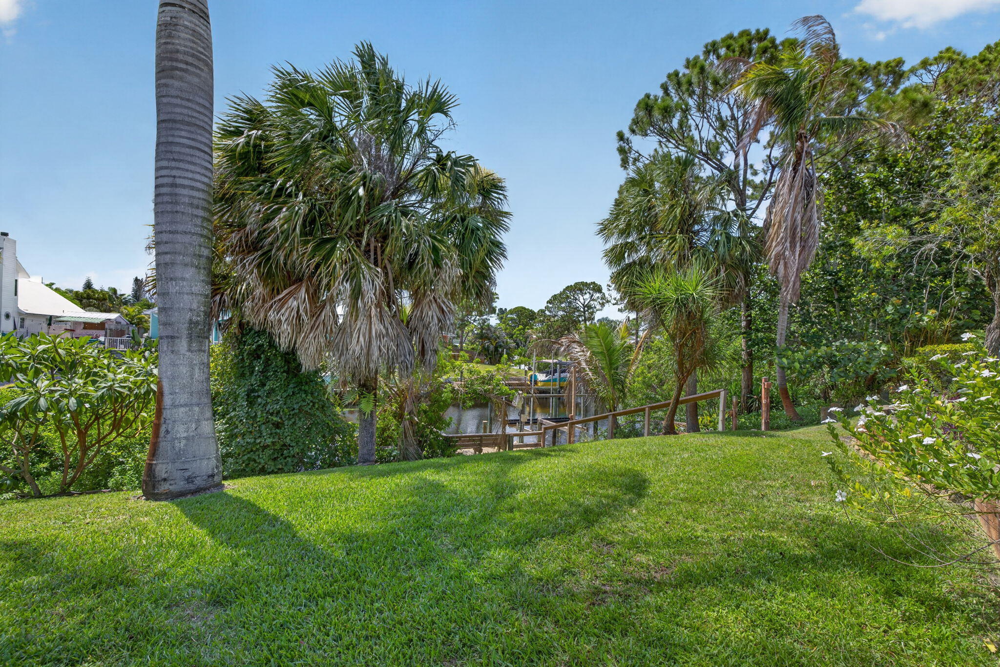 RUSTIC HILLS - Residential Lease