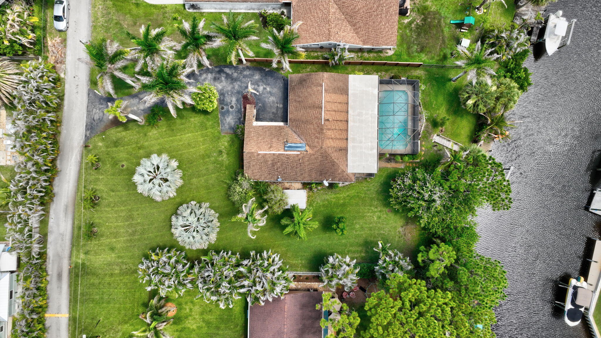 RUSTIC HILLS - Residential Lease
