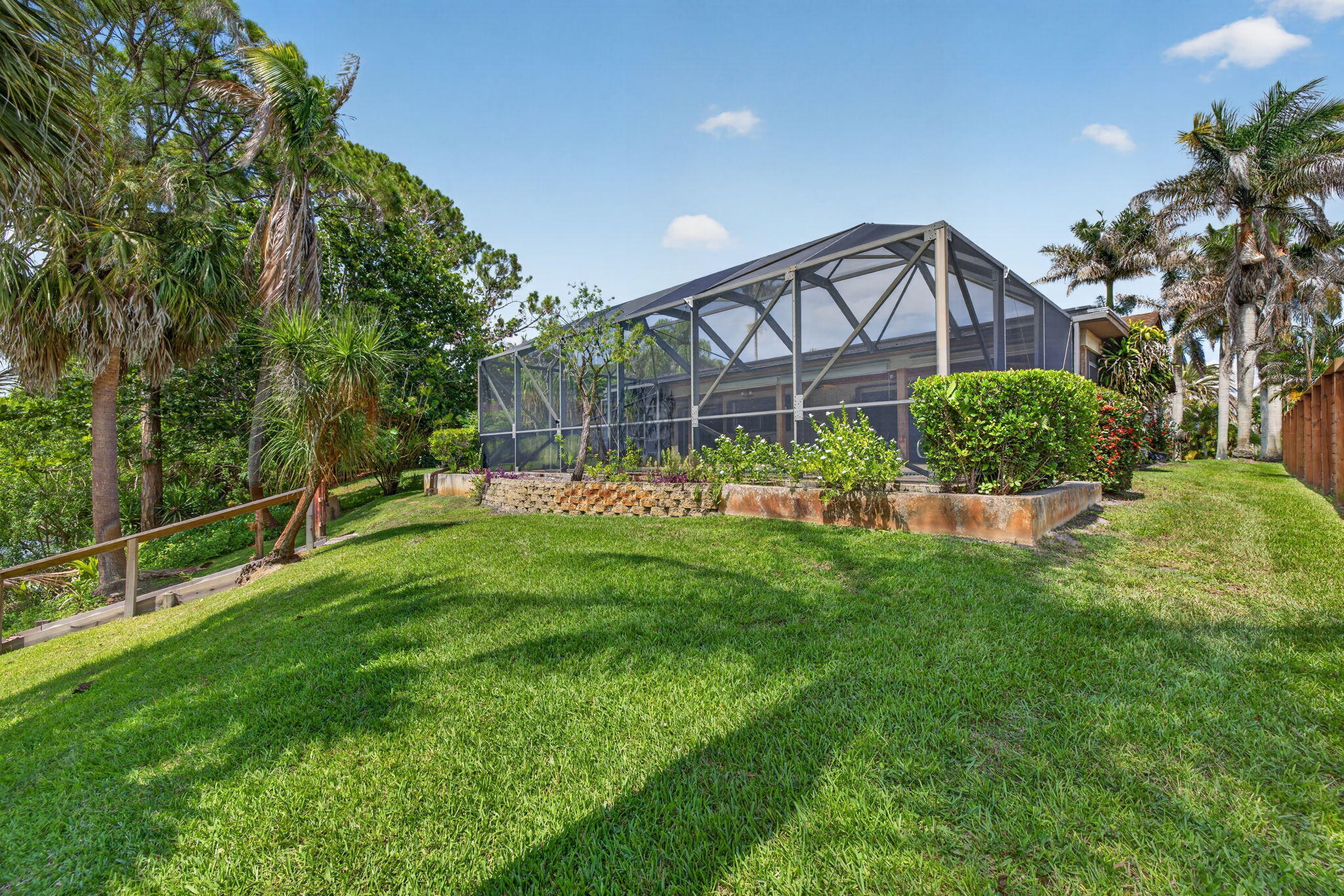 RUSTIC HILLS - Residential Lease