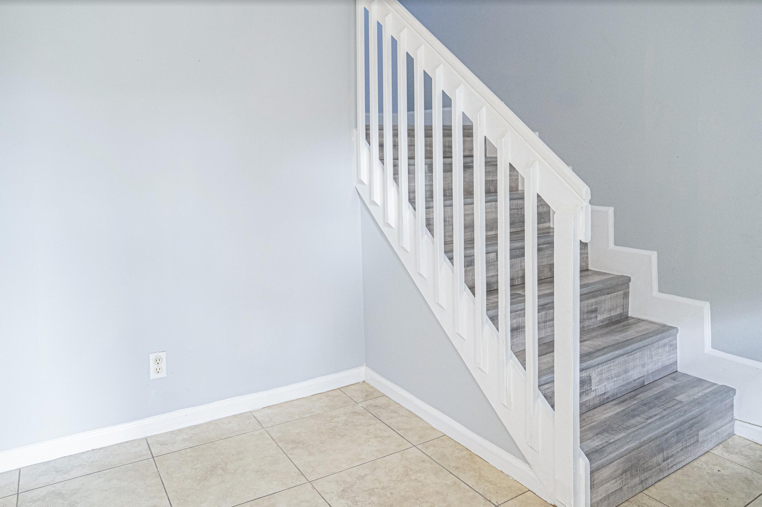 SOUTHWIND - Residential Lease