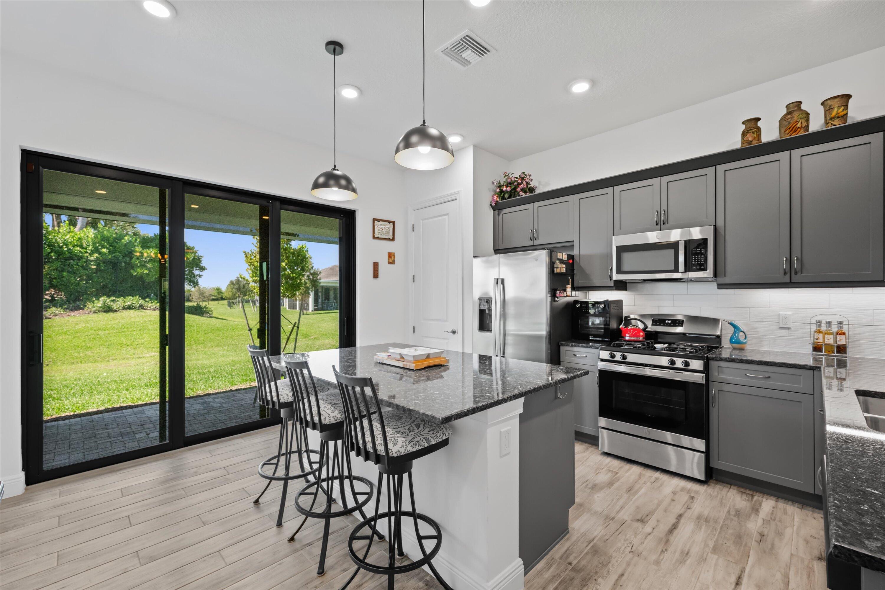 CRESSWIND PALM BEACH PHASE 3 - Residential