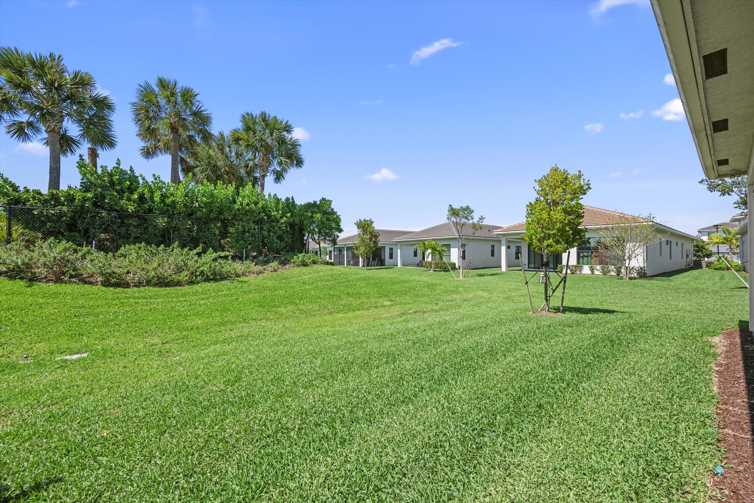 CRESSWIND PALM BEACH PHASE 3 - Residential
