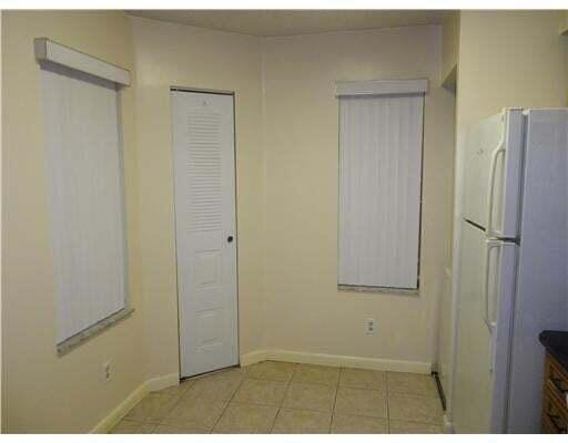 NAPOLI GARDENS AT CORAL SPRINGS - Residential Lease