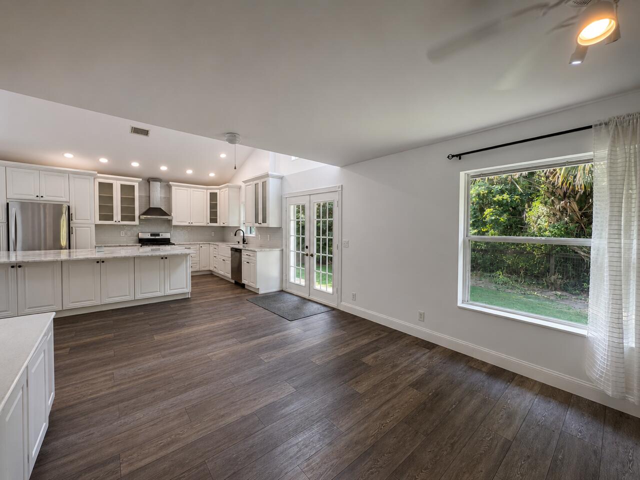 LANAIR PARK - Residential Lease
