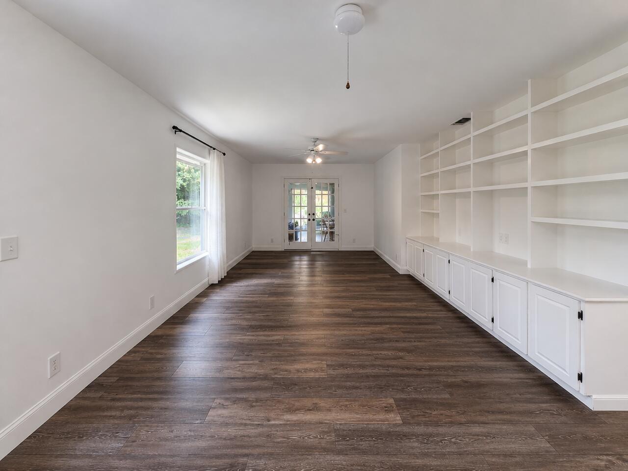 LANAIR PARK - Residential Lease