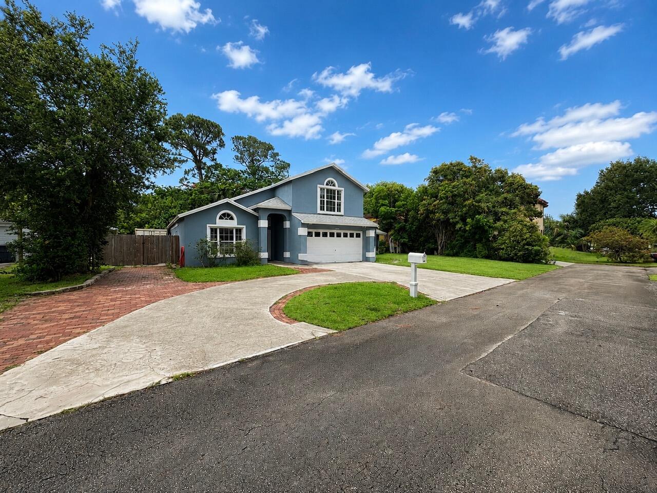 LANAIR PARK - Residential Lease