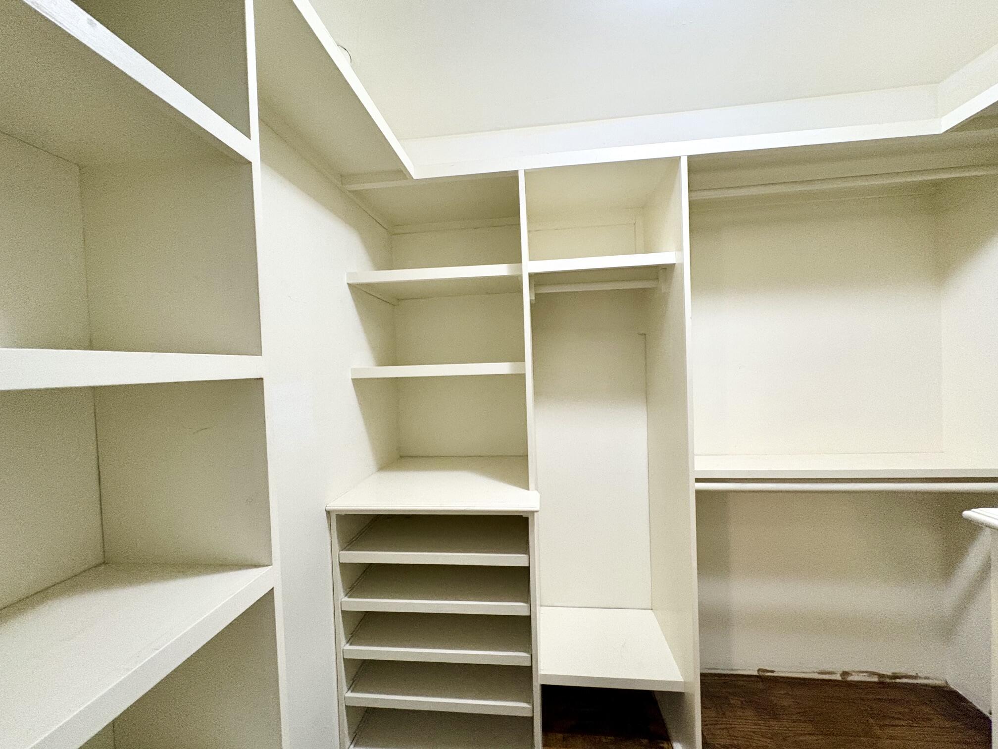 LANAIR PARK - Residential Lease