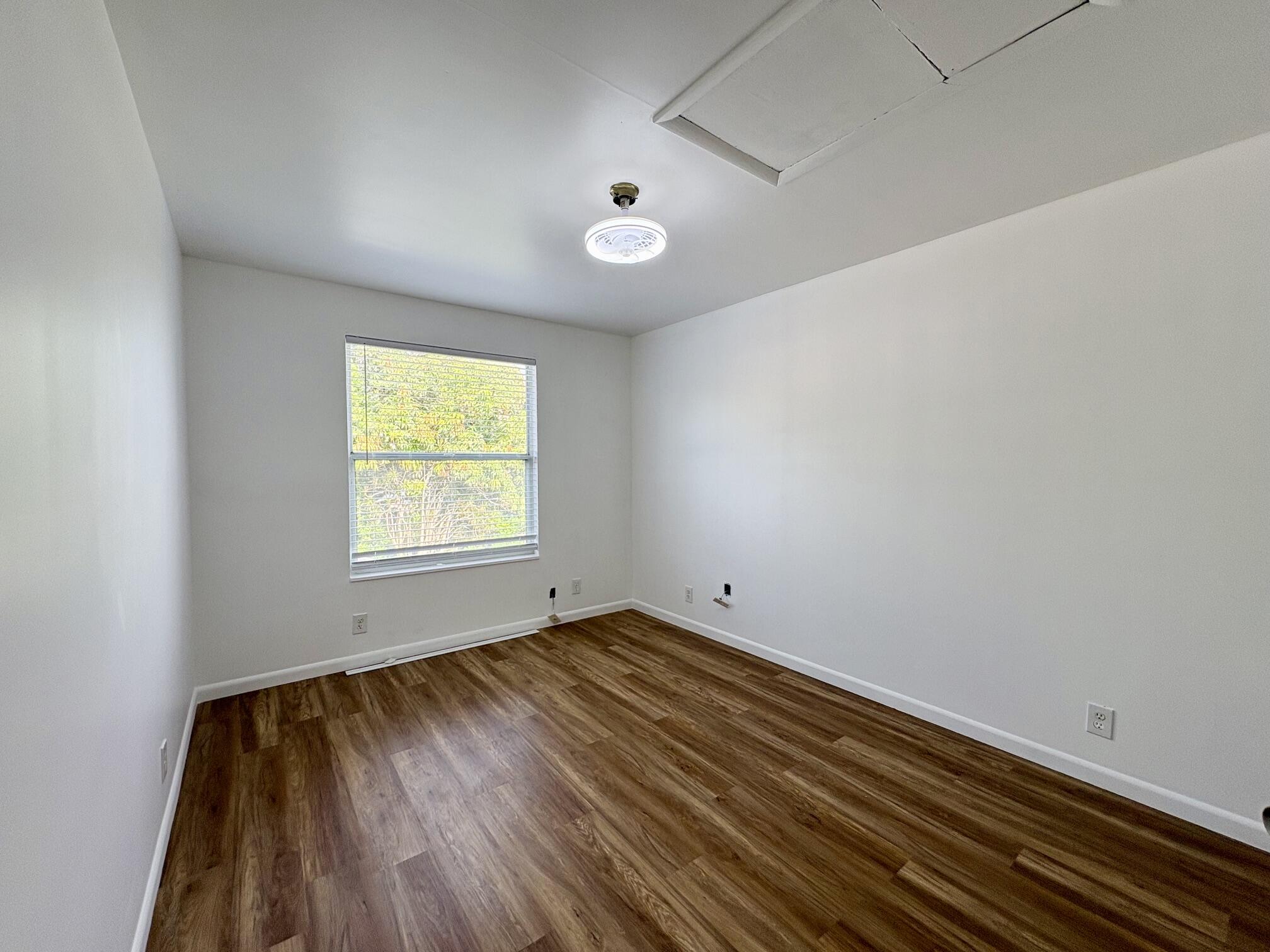 LANAIR PARK - Residential Lease