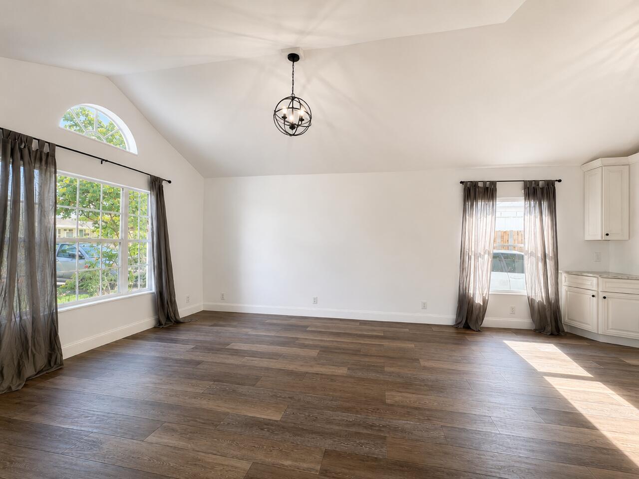 LANAIR PARK - Residential Lease