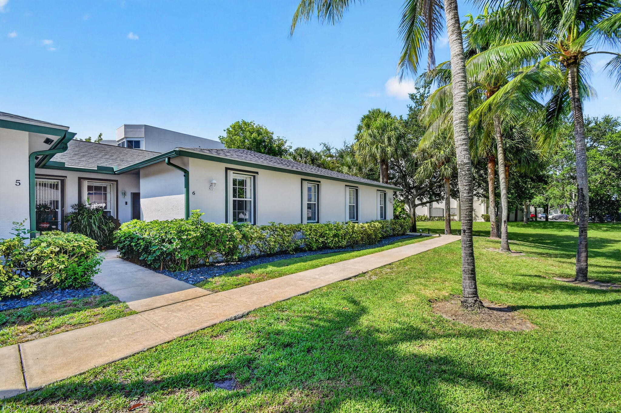 POINCIANA PLACE VILLAS CONDO - Residential