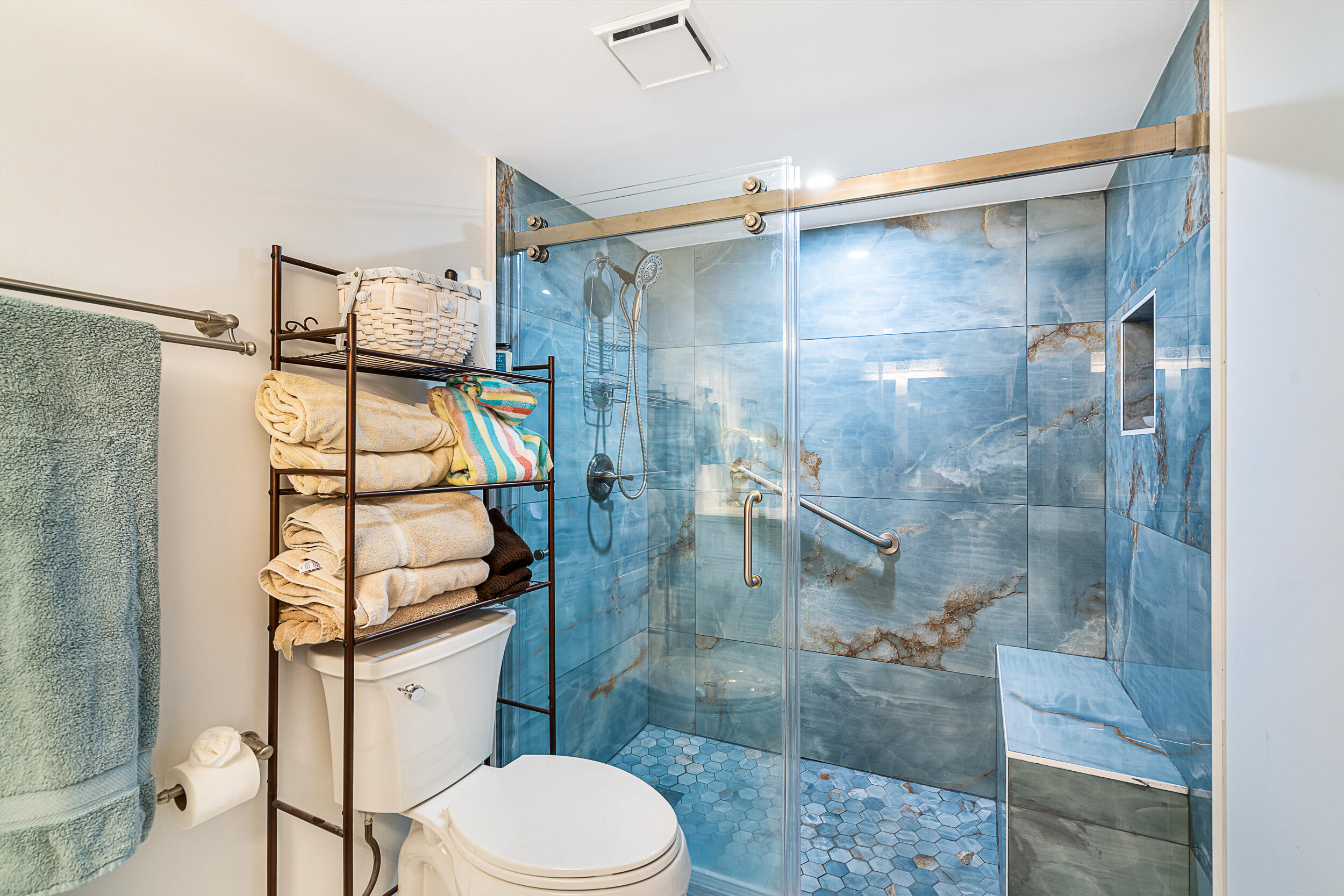 Hillsboro Cove Condo - Residential
