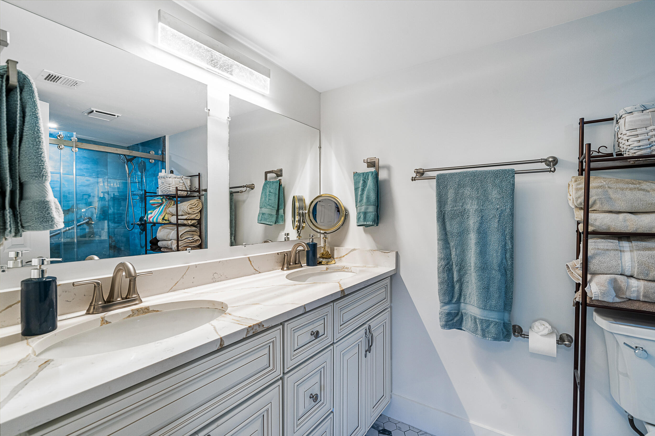 Hillsboro Cove Condo - Residential