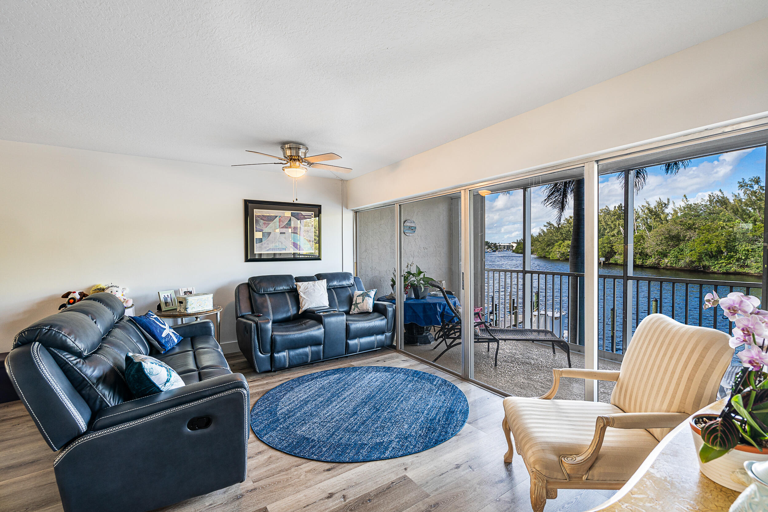 Hillsboro Cove Condo - Residential