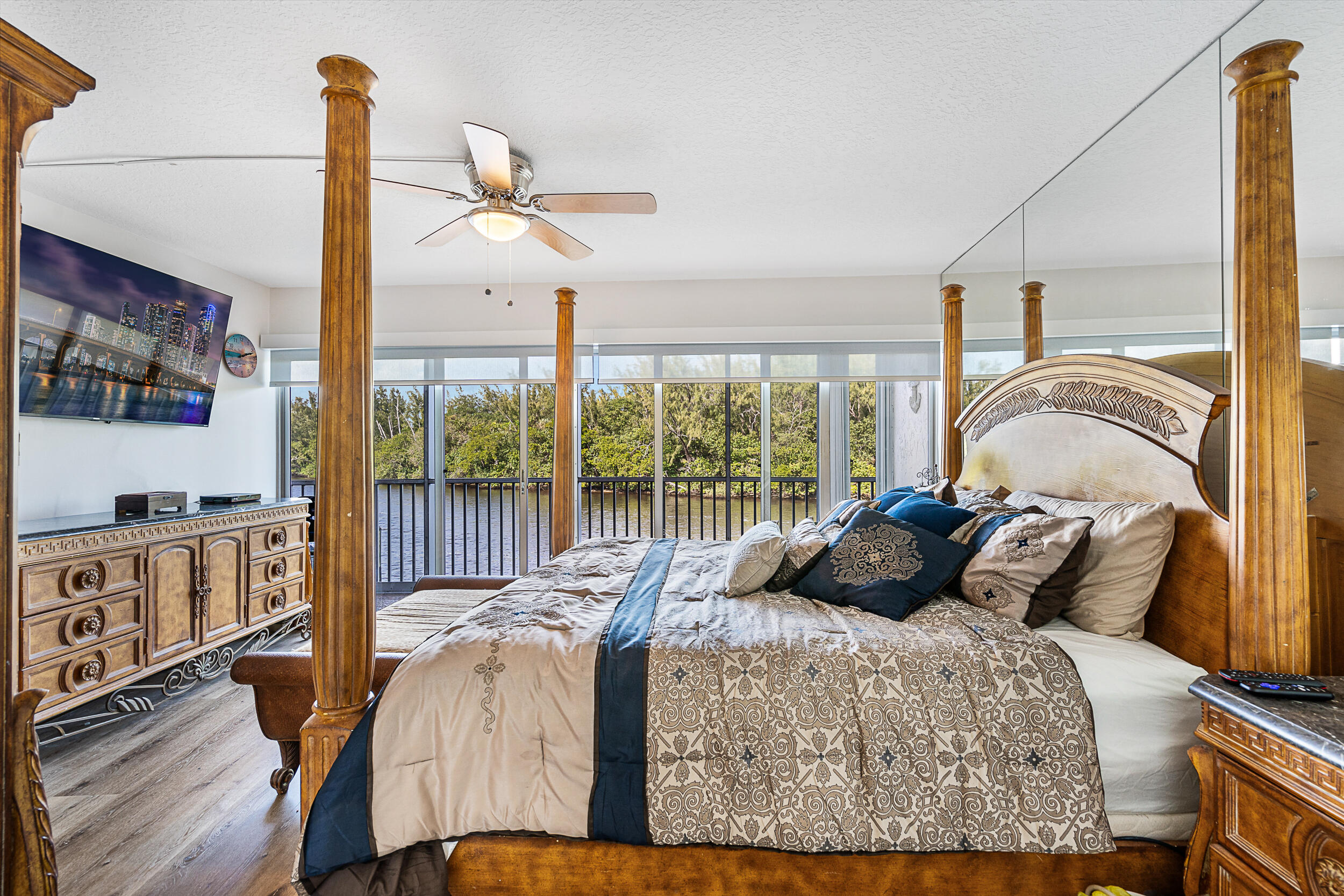 Hillsboro Cove Condo - Residential