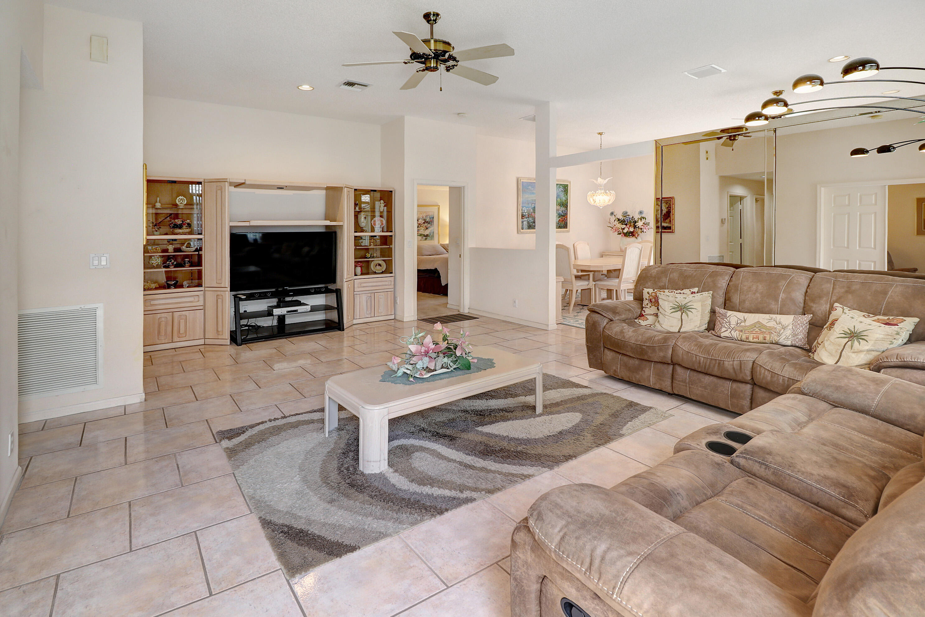 REGENCY LAKES AT COCONUT CREEK - Residential