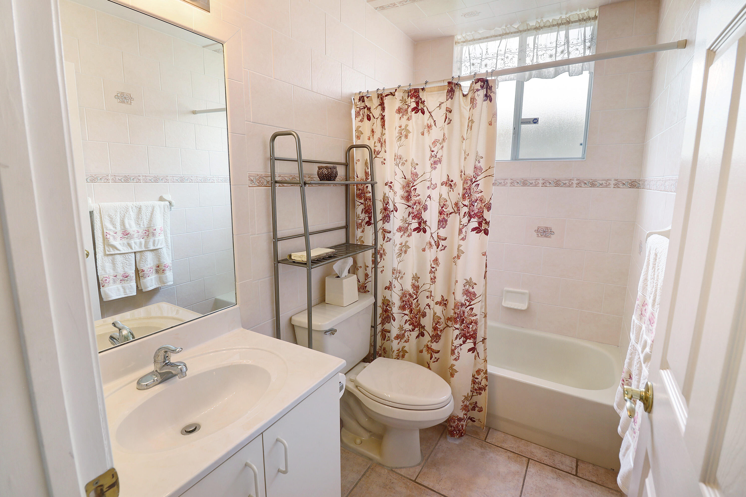 REGENCY LAKES AT COCONUT CREEK - Residential