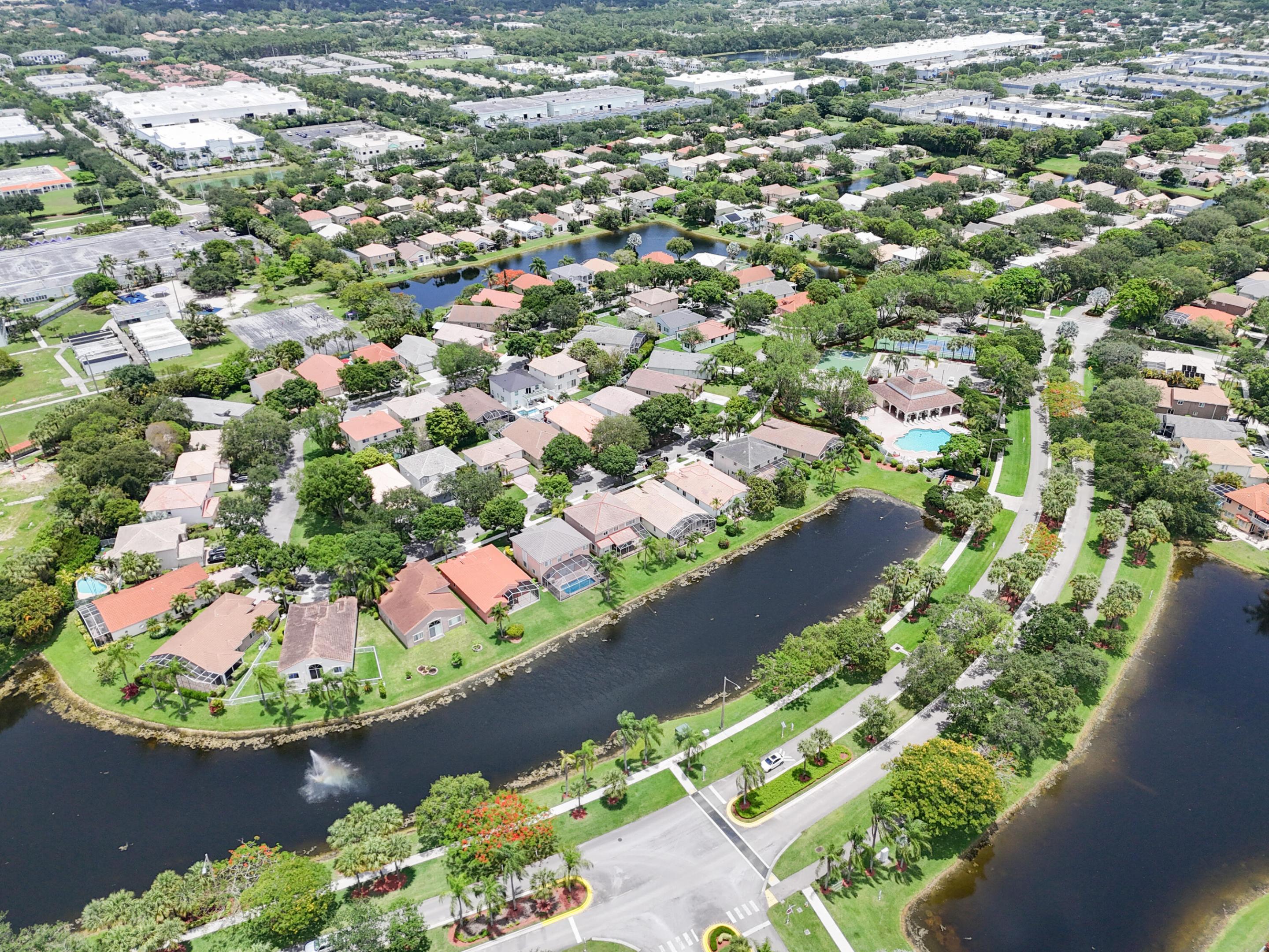 REGENCY LAKES AT COCONUT CREEK - Residential