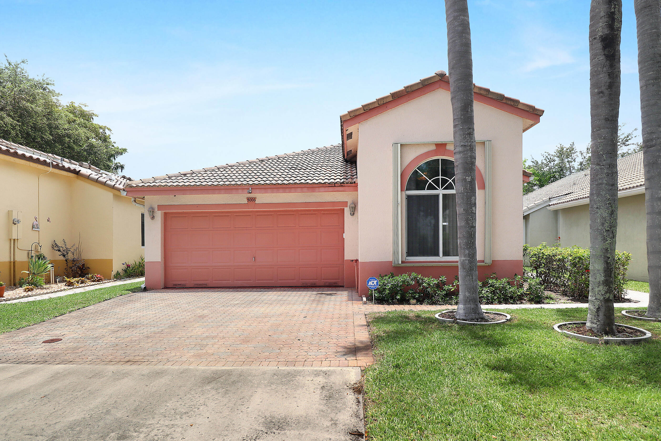 REGENCY LAKES AT COCONUT CREEK - Residential