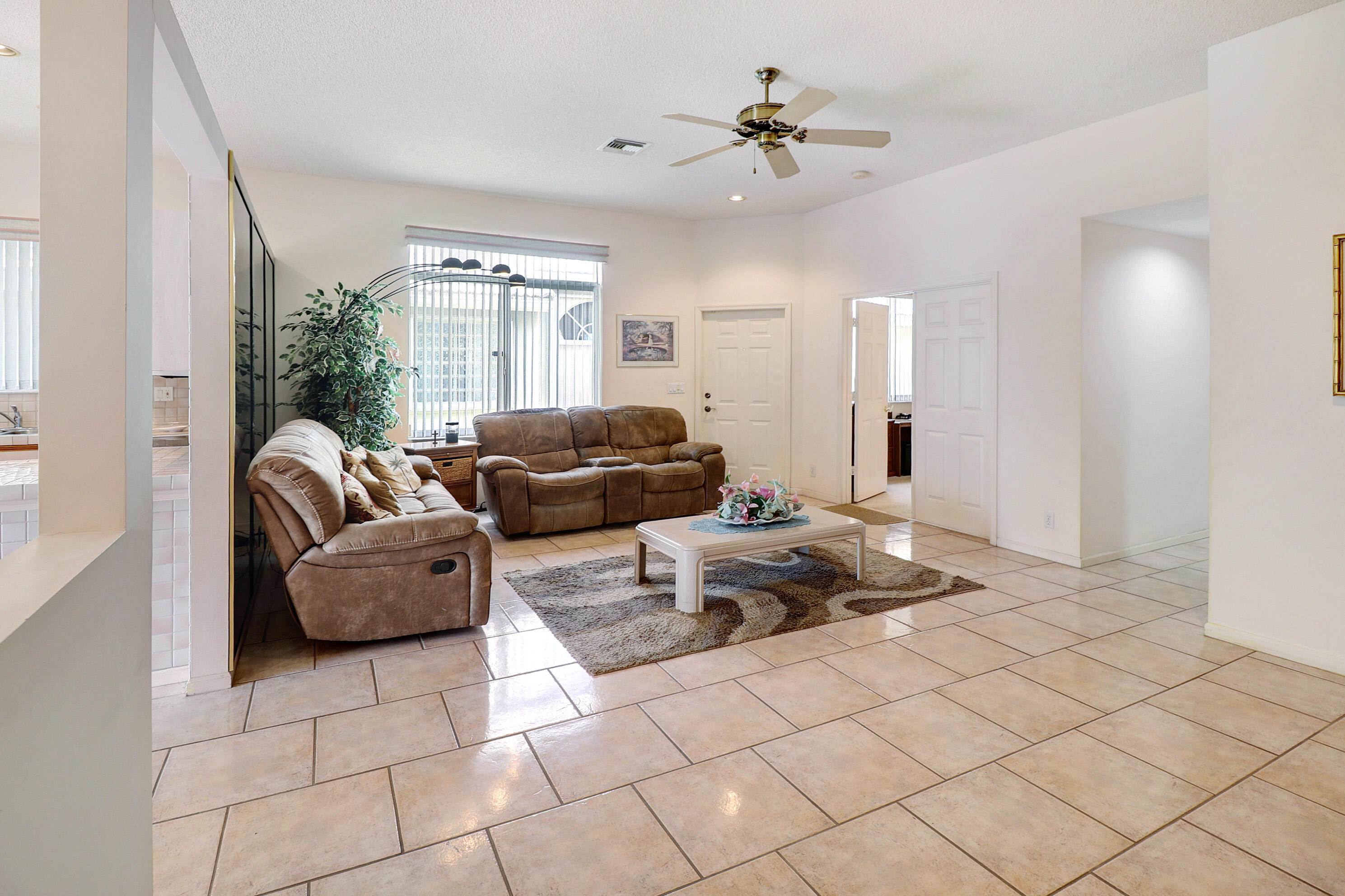 REGENCY LAKES AT COCONUT CREEK - Residential