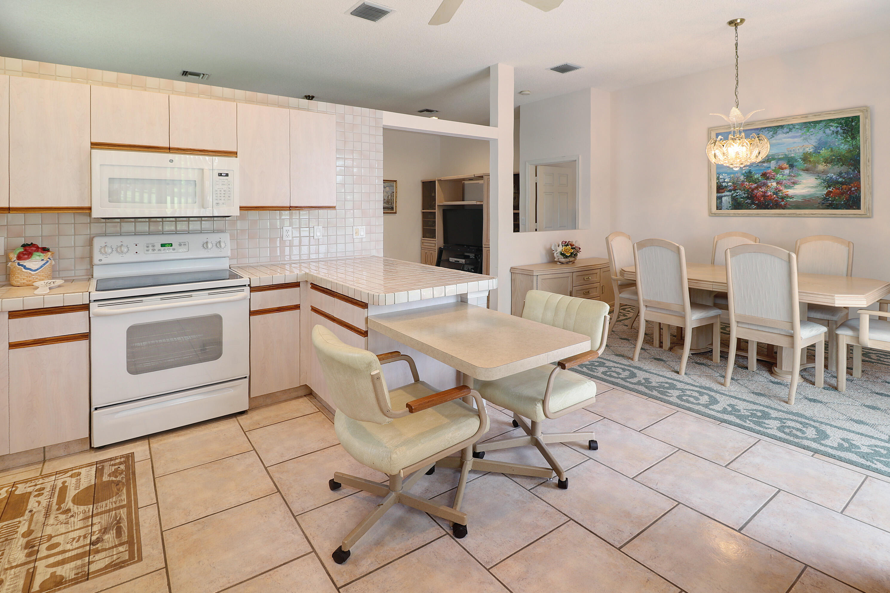 REGENCY LAKES AT COCONUT CREEK - Residential
