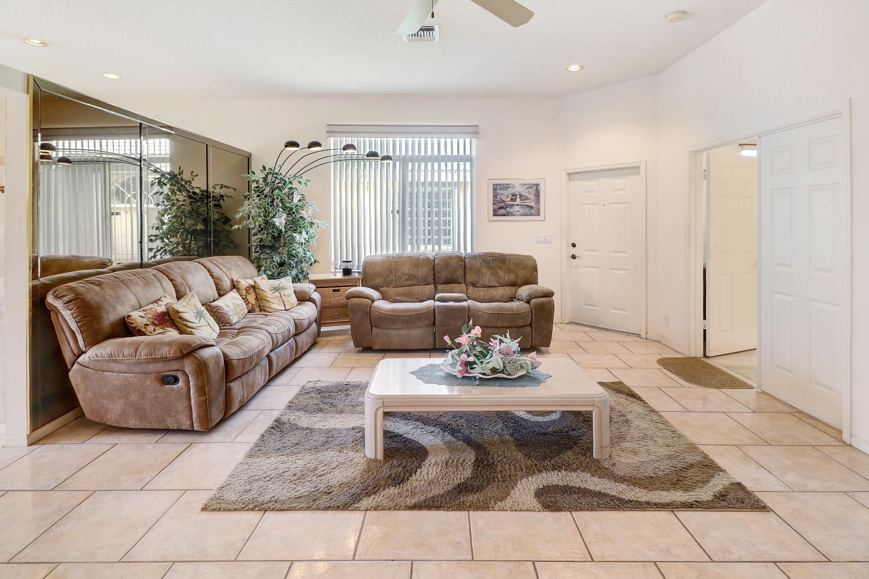 REGENCY LAKES AT COCONUT CREEK - Residential