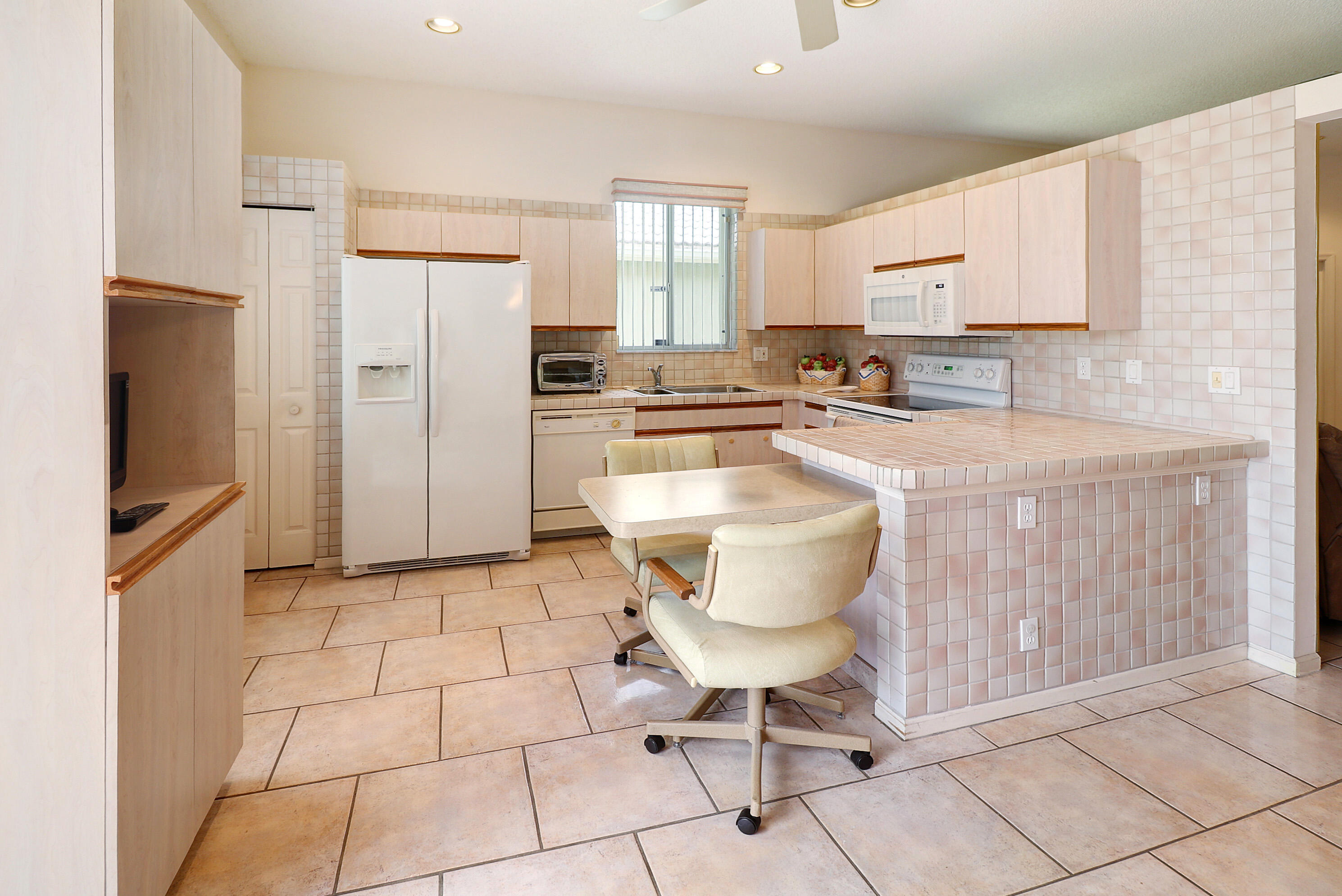 REGENCY LAKES AT COCONUT CREEK - Residential