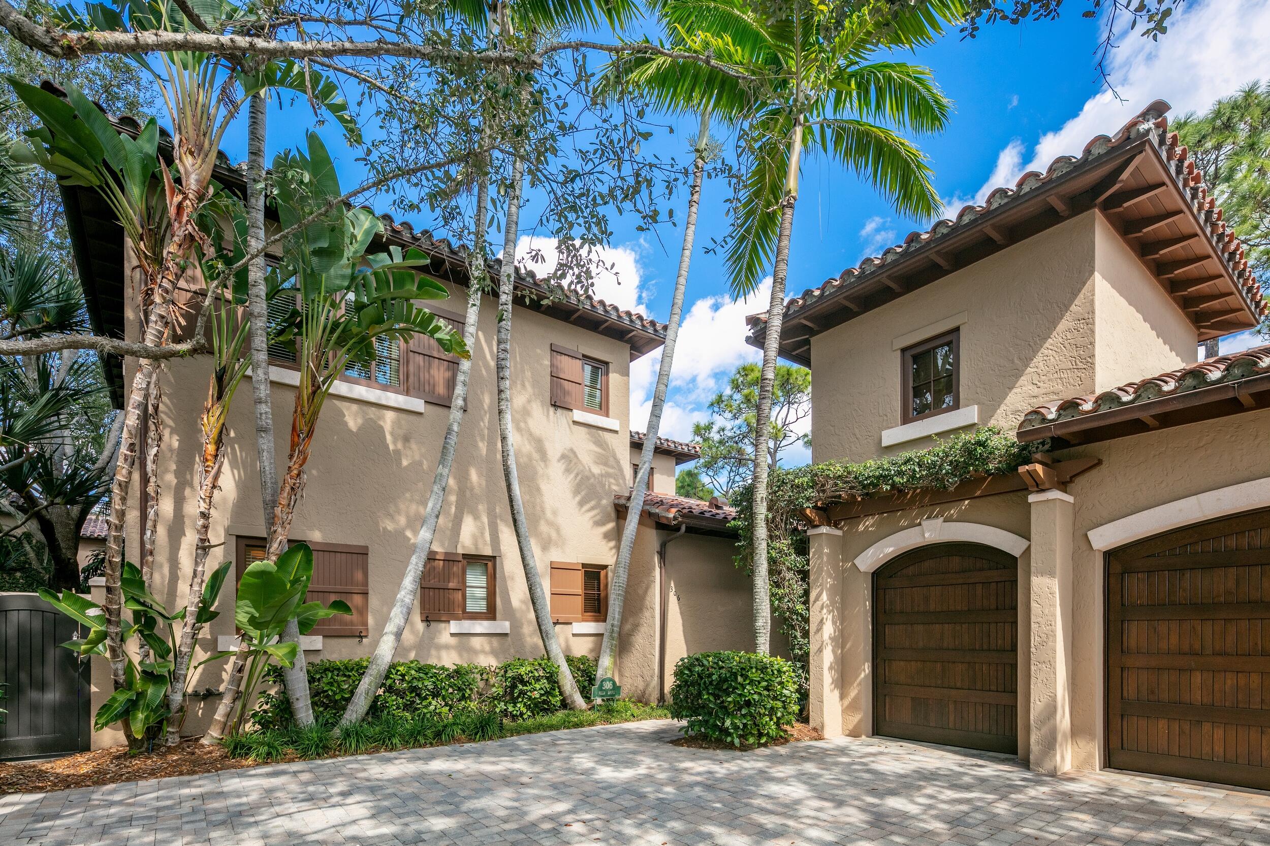 BEARS CLUB VILLAS CONDO - Residential