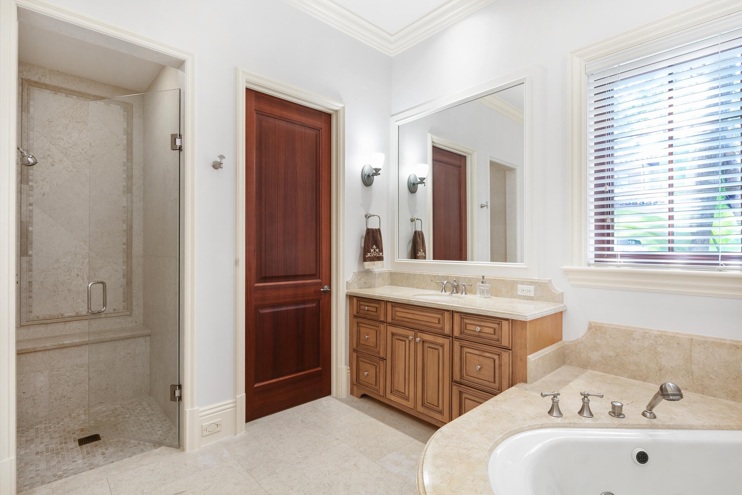 BEARS CLUB VILLAS CONDO - Residential