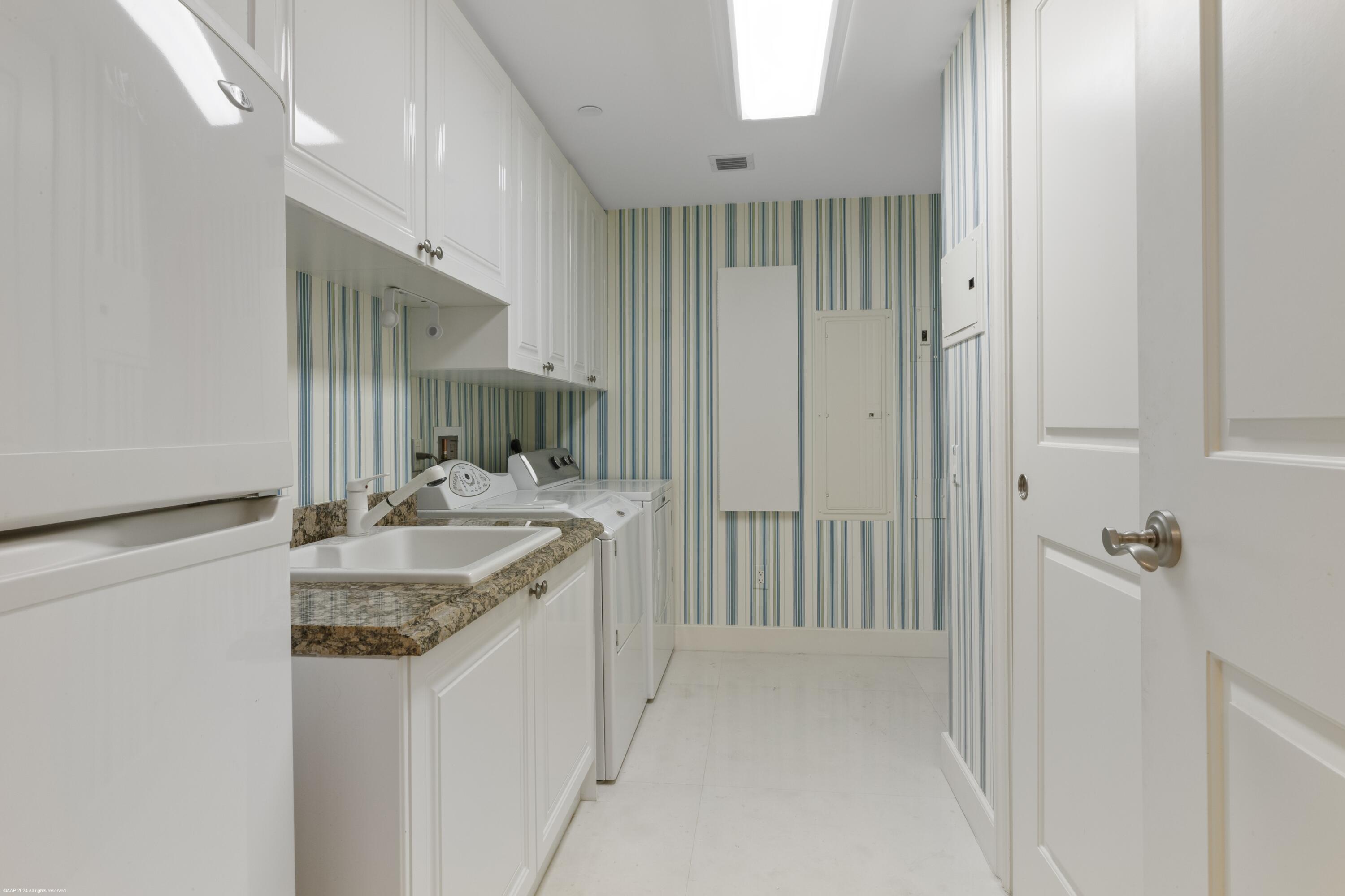 2700 NORTH OCEAN CONDO - Residential