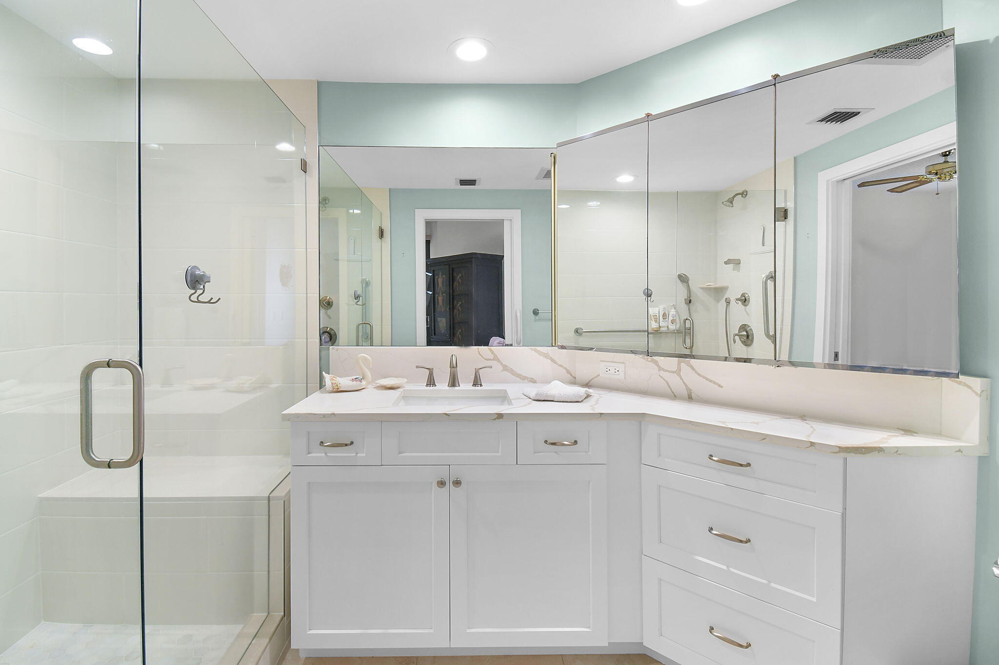 PLANTATION CLUB VILLAS CONDO - Residential