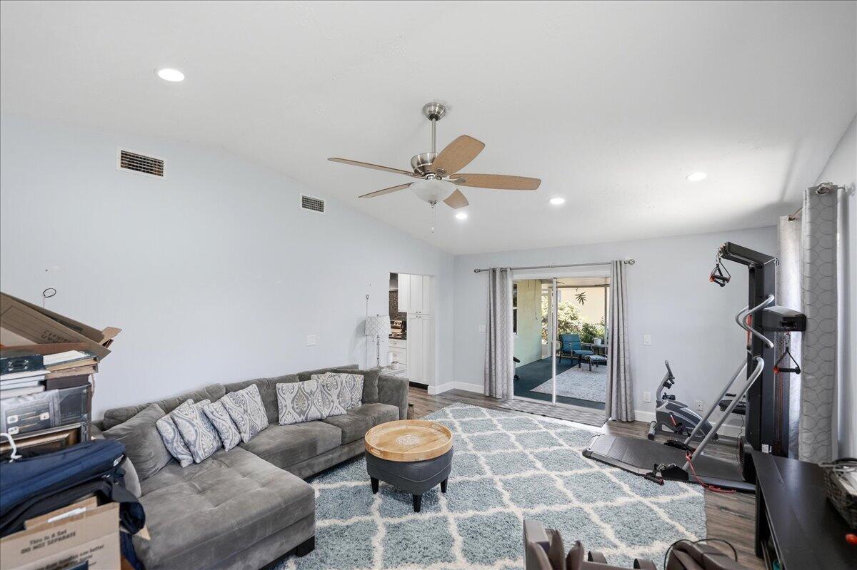 PORT ST LUCIE SECTION 21 - Residential