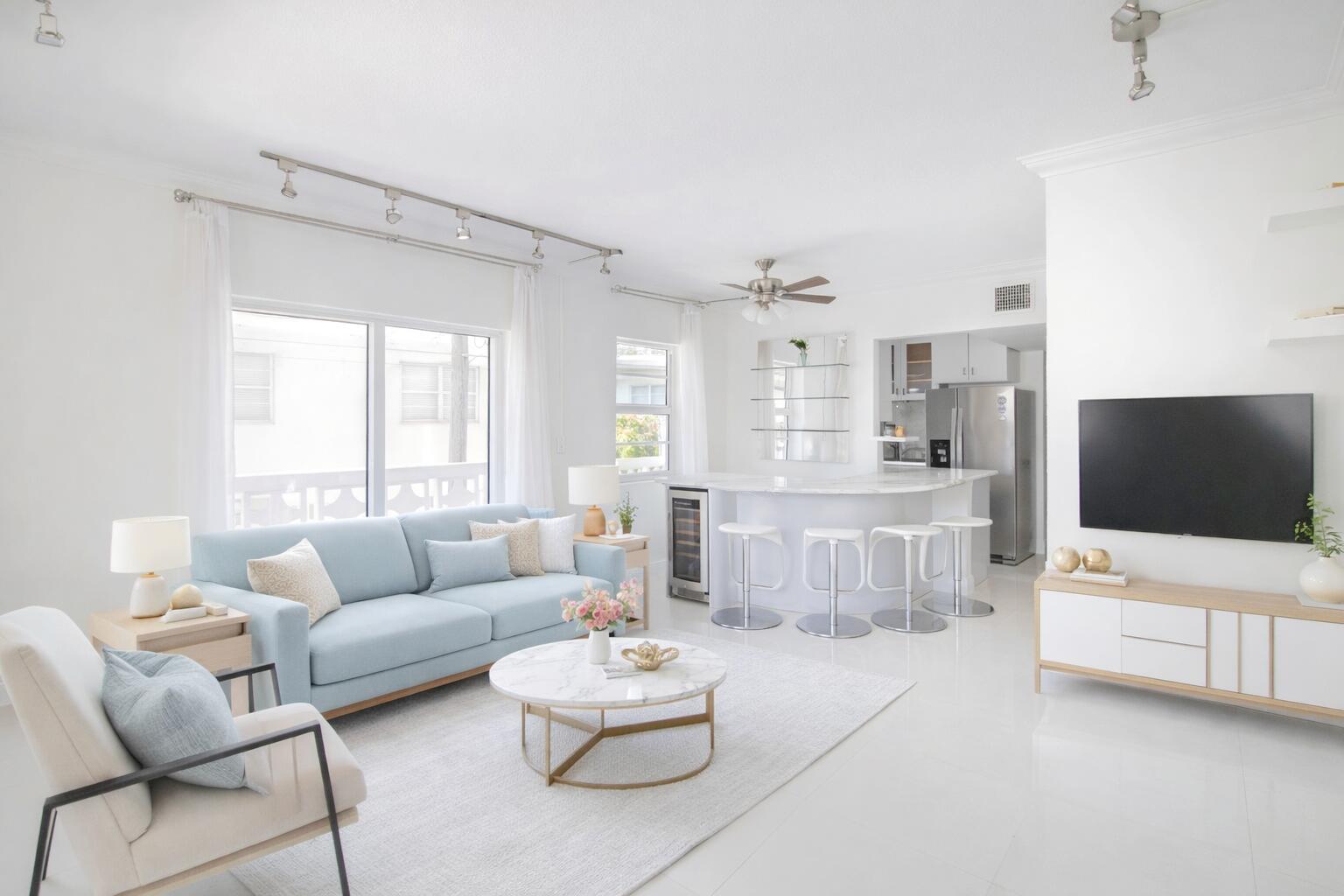 Spacious South Beach 1BR with private balcony, covered parking and elevator access just minutes from the ocean and Flamingo Park. Bright and comfortable layout with generous living space and abundant natural light. The residence includes central A/C, impact windows and doors, in-unit washer and valuable covered parking, features rarely found together in classic South Beach buildings. Located in one of Miami Beach's most walkable neighborhoods close to cafés, restaurants, parks and the beach. Perfect as a primary residence, vacation getaway or long-term investment in the heart of South Beach living.